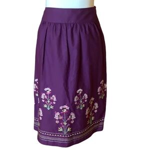 Talbots wine colored embroidered skirt Size 6